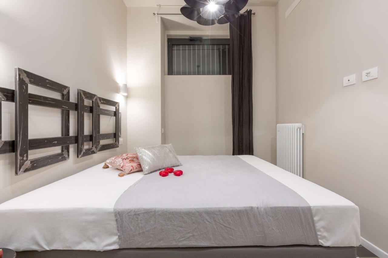 Mou43 -Loreto-Duomo- Urban House - Luxury ミラノ エクステリア 写真